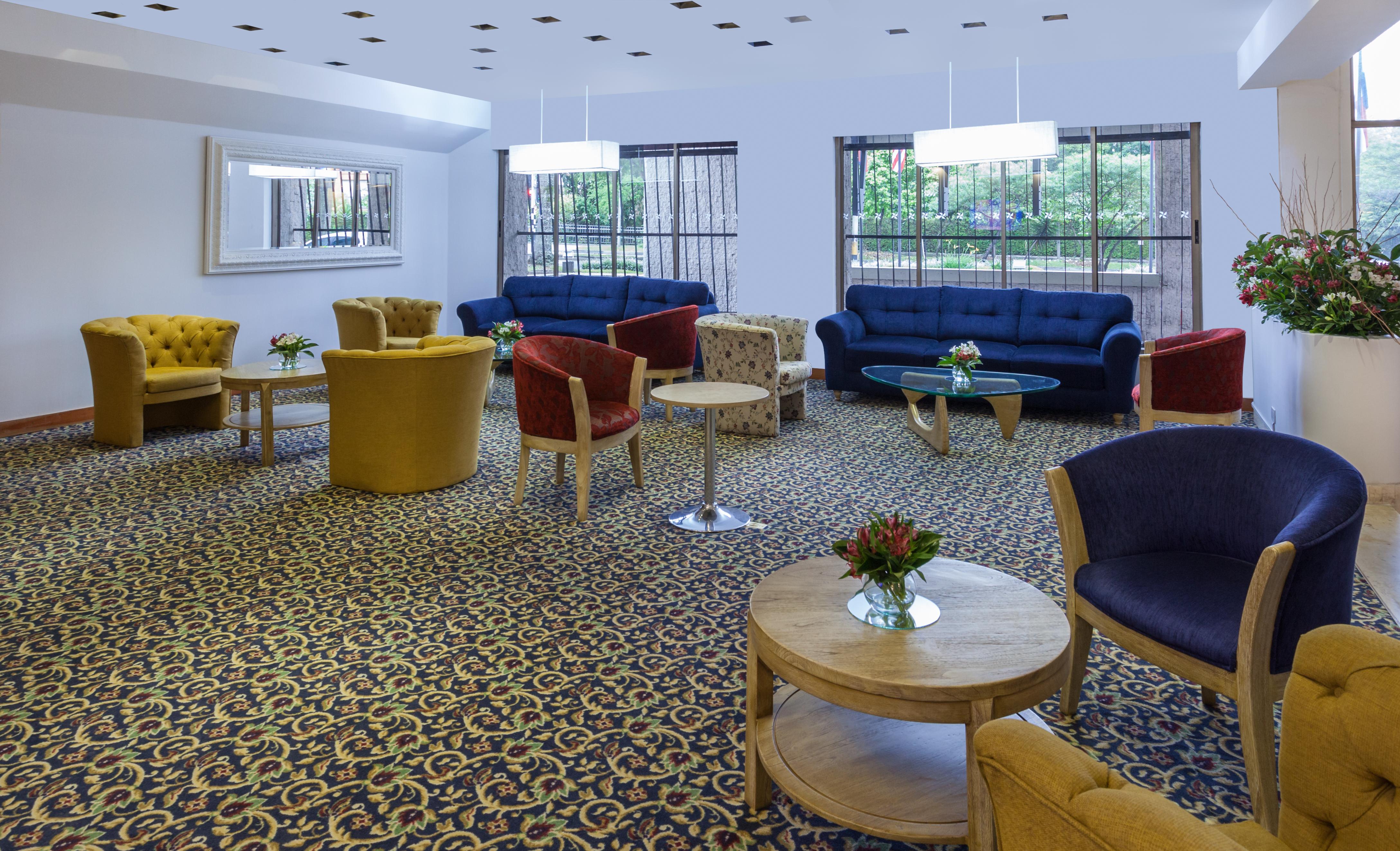 Four Points By Sheraton Меделин Екстериор снимка