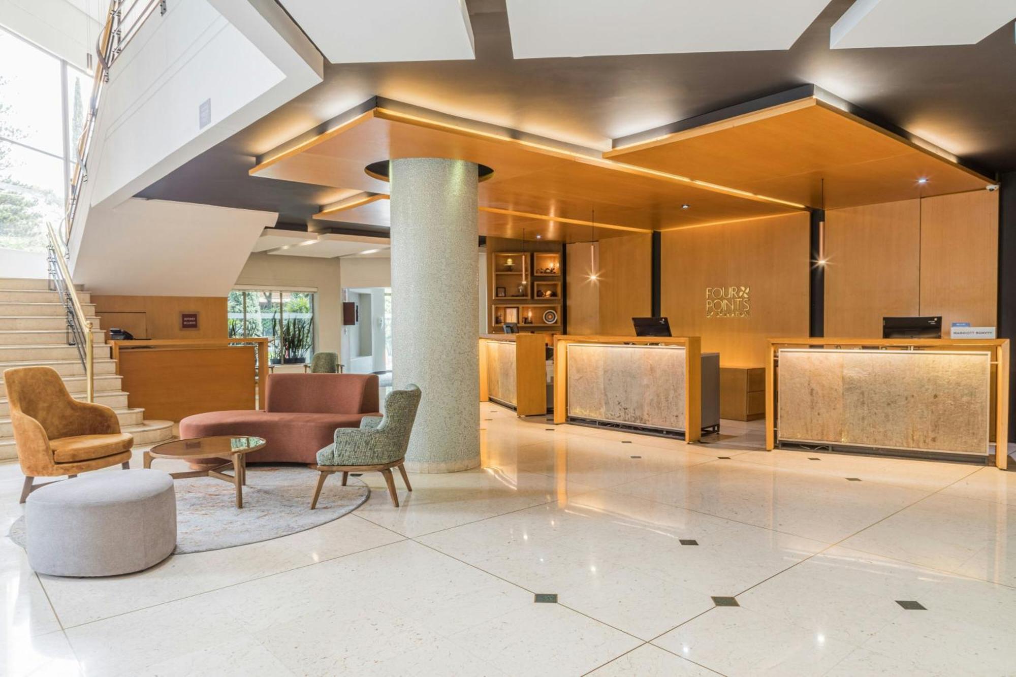 Four Points By Sheraton Меделин Екстериор снимка